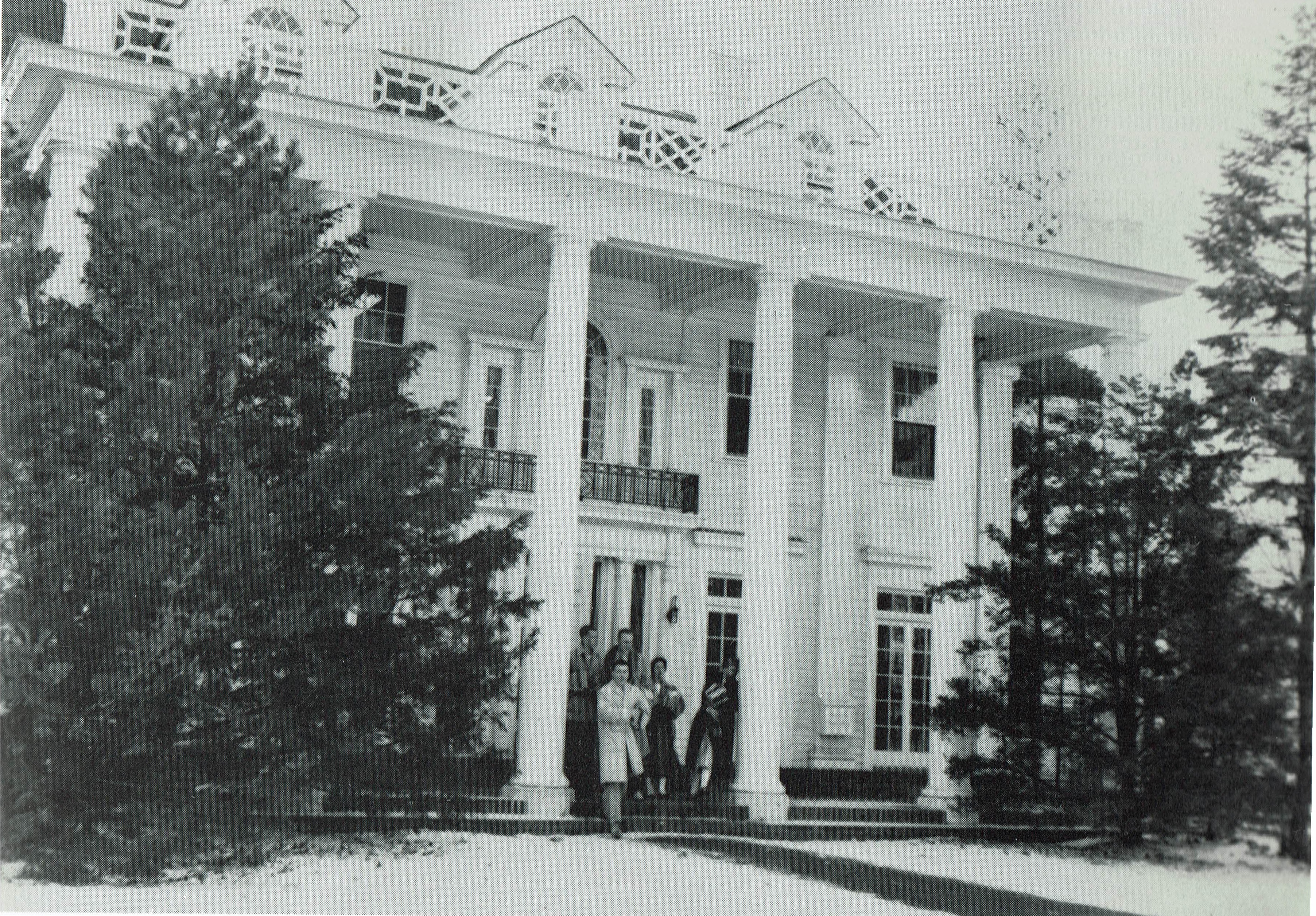 Photo Harpur College's Colonial Hall, the admin building.