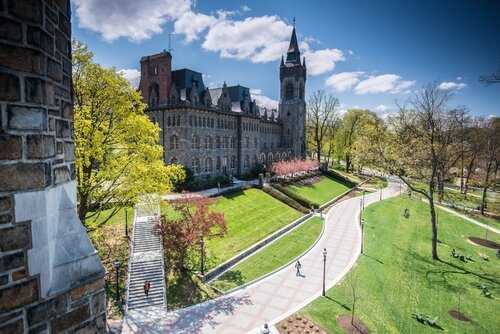 Photo of Lehigh U's College Union Building.