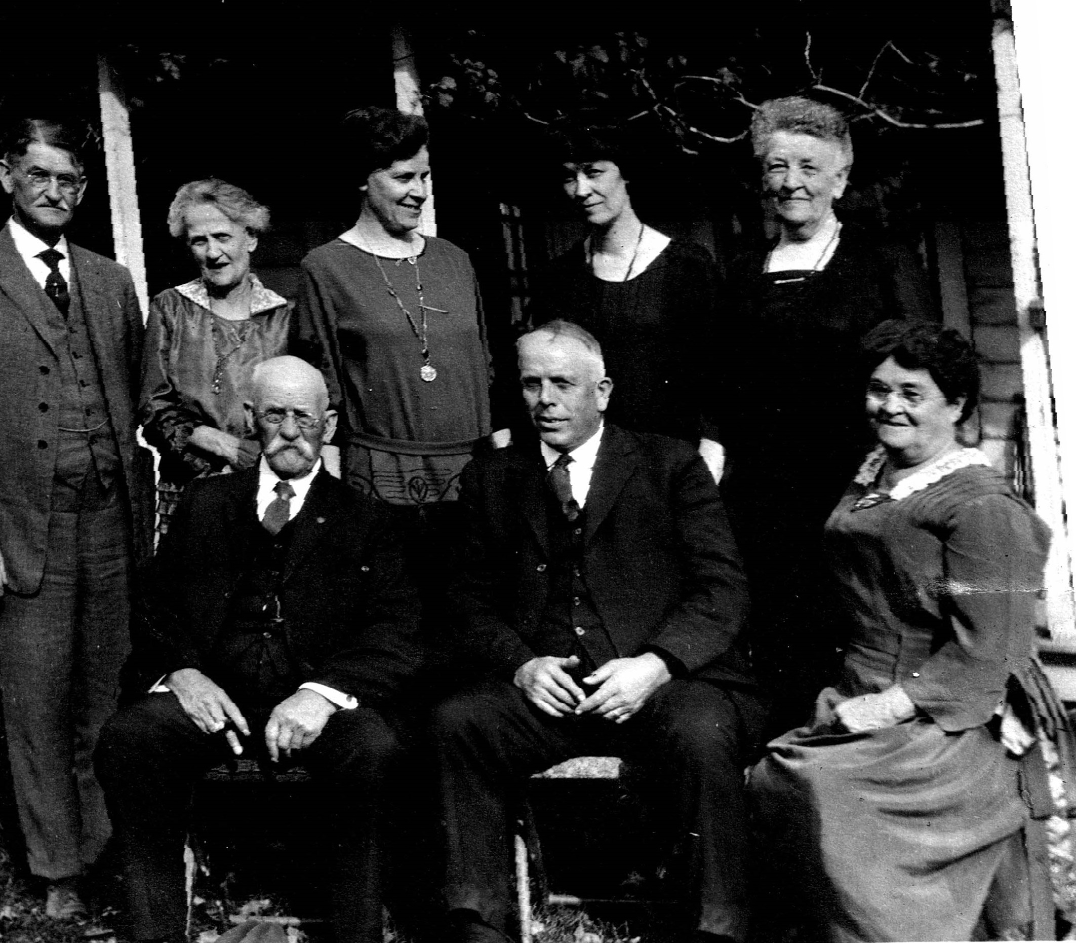 Photo 4, Some descendants of Wm. Campbell